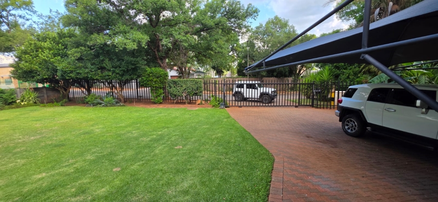 3 Bedroom Property for Sale in Flamwood North West